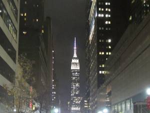 NY onder Neonlicht Sinatra zong al over de City that never sleeps. Wij ook niet zoveel dus.